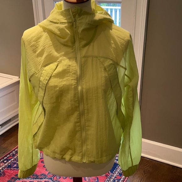 lululemon athletica Yellow Jacket - Picture 1 of 6